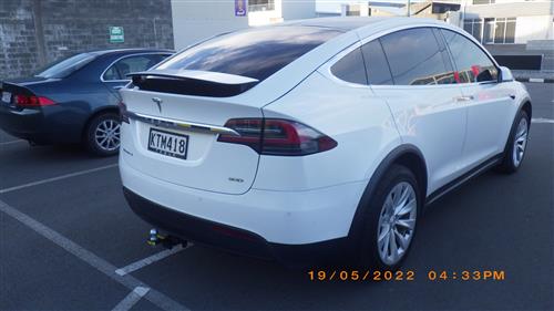 TESLA MODEL X SUV 2015-CURRENT